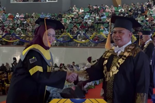 Wisuda Daerah Periode II Tahun 2025 Universitas Terbuka Samarinda