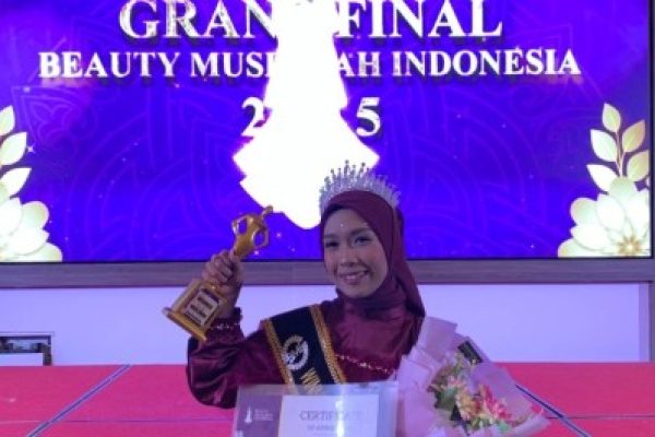 Mahasiswa UT Samarinda Wakili Kalimantan Timur pada ajang Beauty Muslimah Indonesia 2025